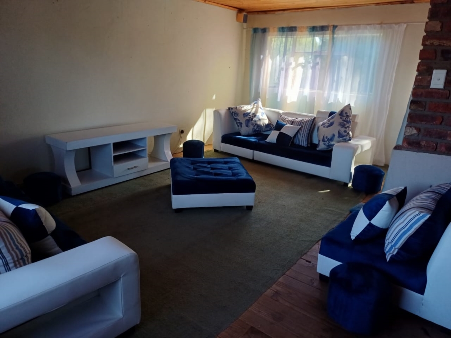 4 Bedroom Property for Sale in Heilbron Free State